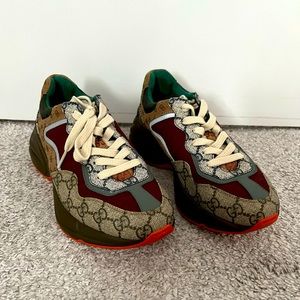 Gucci sneakers